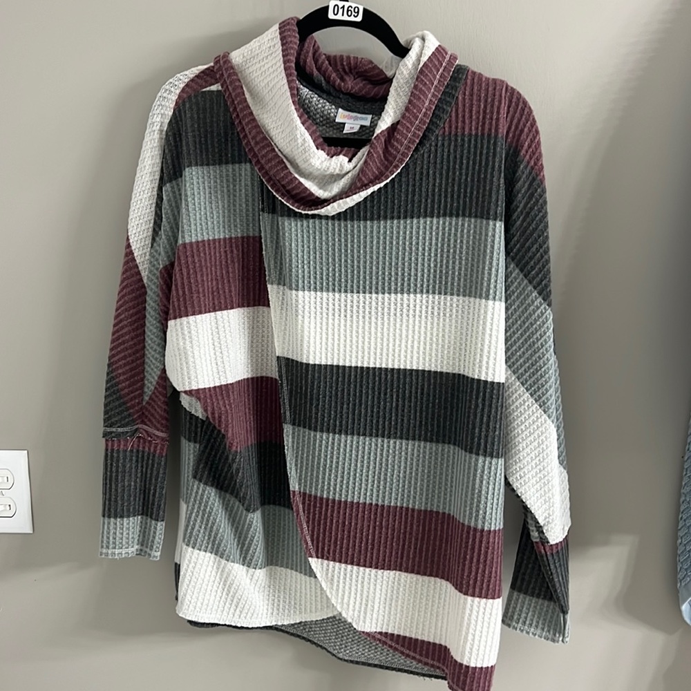 LuLaRoe Kristen sweater
